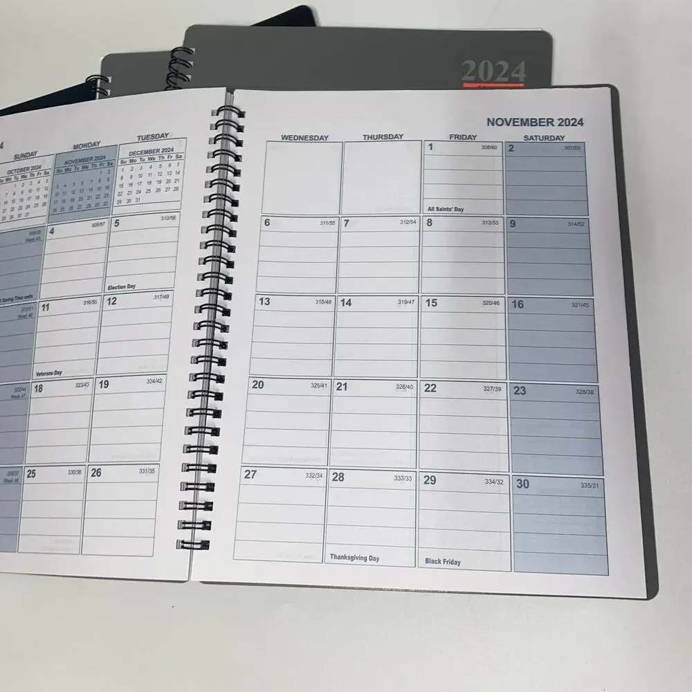 New Signature Series  Set of 4 2024 Dated Weekly Monthly Planners